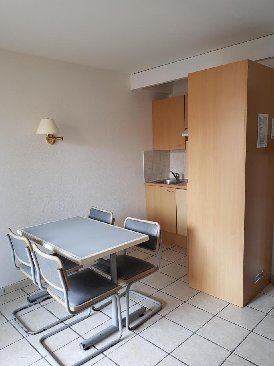 Residence Couleurs Soleil, Juan Les Pins อองทีบส์ ภายนอก รูปภาพ